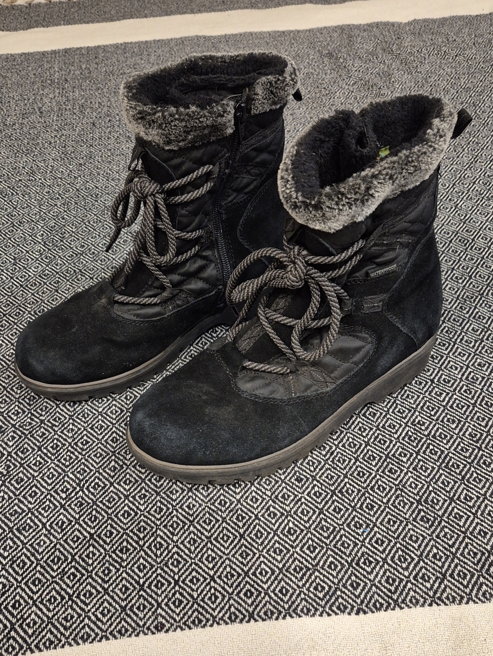 Baretraps Women's Black Waterproof Winter Boots Size 8
